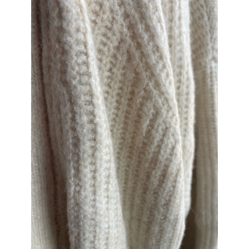 Elegant Cream Women's Cardigan - Picture 11 of 11